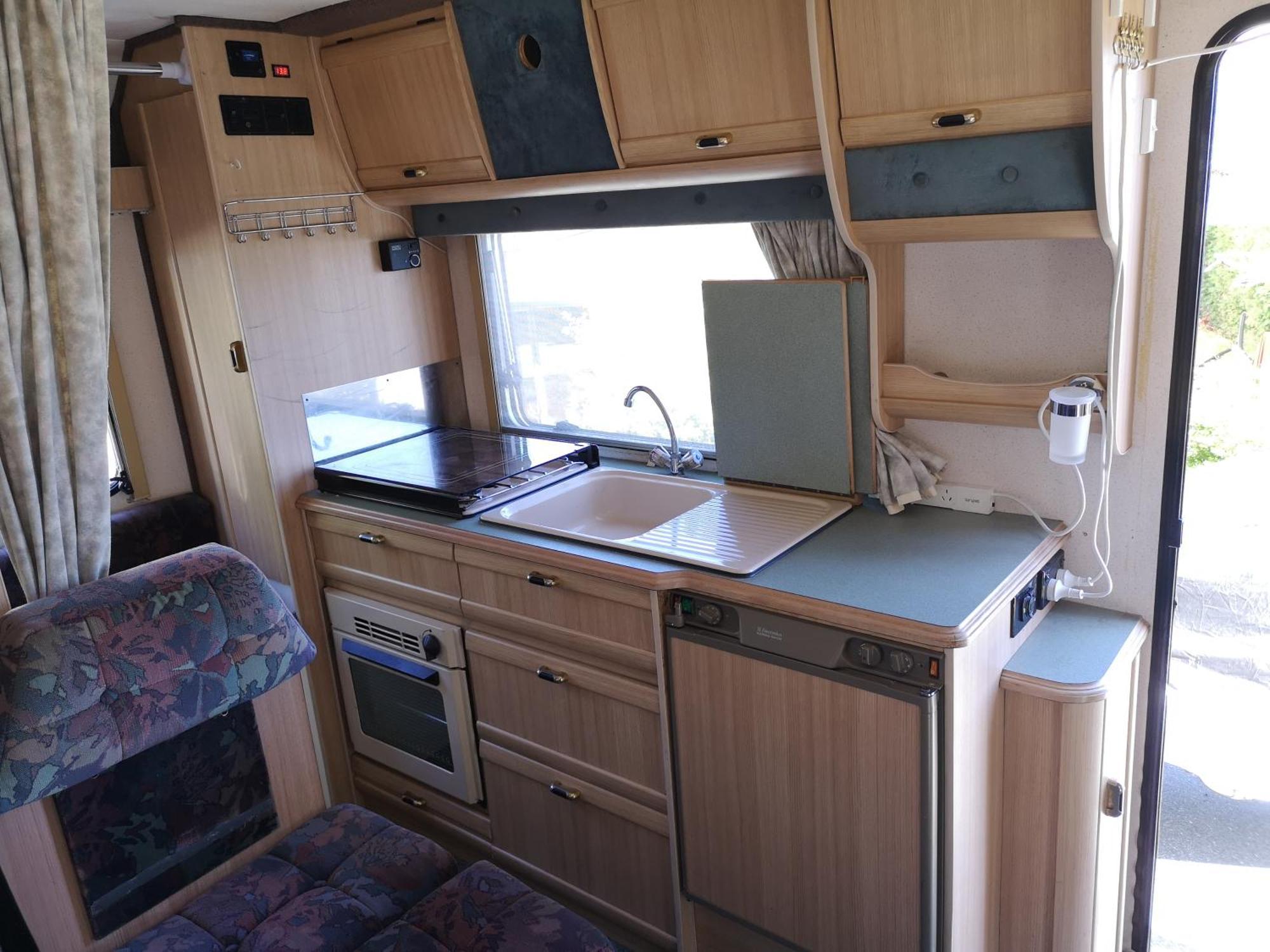 Motorhome Experience ควีนส์ทาวน์ ภายนอก รูปภาพ